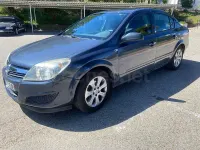 Usado Opel Astra Enjoy 100 CV (73 kW) 2008 Gris / plata Berlina