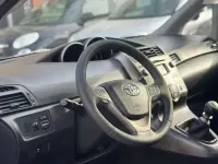 Usado Toyota Verso 126 CV (92 kW) 2010 Gris Monovolumen
