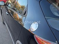 Usado Honda Civic Comfort 83 CV (61 kW) 2006 Negro Berlina