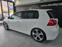 Usado VW Golf V GTI 200 CV (147 kW) 2007 Blanco Berlina