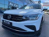 Usado VW Tiguan 130 CV (95 kW) 2023 Gris / plata SUV