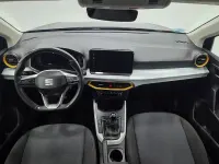Usado Seat Arona Style Plus 110 CV (80 kW) 2022 Azul SUV