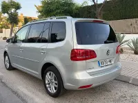 Usado VW Touran Advance 105 CV (77 kW) 2012 Gris / plata Monovolumen
