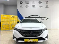 Usado Peugeot 308 Allure 130 CV (95 kW) 2023 Blanco