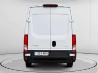 Usado Iveco Daily 156 CV (114 kW) 2022 Blanco Van