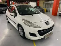 Usado Peugeot 207 90 CV (66 kW) 2010 Blanco Berlina