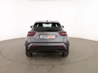 Usado Nissan Juke Acenta 117 CV (86 kW) 2020 Gris SUV