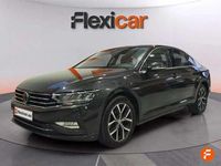 Usado VW Passat Advance 120 CV (88 kW) 2019 Gris Berlina