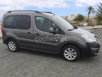Usado Peugeot Partner Tepee Outdoor 100 CV (73 kW) 2015 Beige Monovolumen
