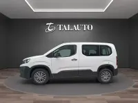 Usado Peugeot Rifter Active 100 CV (73 kW) 2022 Blanco Monovolumen