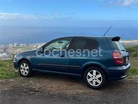 Usado Nissan Almera Comfort 90 CV (66 kW) 2001 Azul Berlina