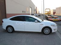 Usado Ford Mondeo Trend 125 CV (91 kW) 2010 Blanco Berlina