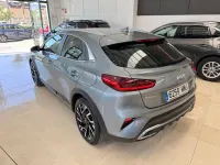 Usado Kia XCeed 101 CV (74 kW) 2024 Gris SUV