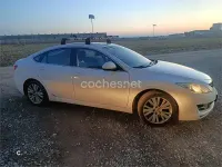 Usado Mazda 6 Active 147 CV (108 kW) 2008 Blanco Berlina