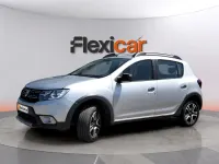 Usado Dacia Sandero Comfort 95 CV (69 kW) 2020 Gris Berlina
