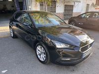 Usado Seat Leon Style 115 CV (84 kW) 2021 Negro Berlina