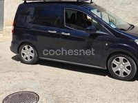 Usado Ford Tourneo Courier Ambiente 75 CV (55 kW) 2015 Negro Monovolumen