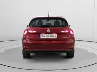 Usado Fiat Tipo Lounge 120 CV (88 kW) 2017 Rojo Utilitario