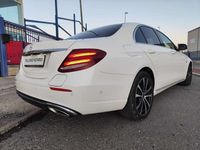 Usado Mercedes E300 320 CV (235 kW) 2019 Blanco Berlina