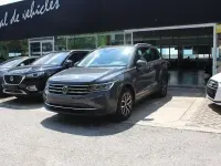 Käytetty VW Tiguan Life 246 HP (180 kW) 2021 Harmaa Katumaasturi