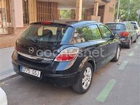 Begagnad Opel Astra Cosmo 100 HK (73 kW) 2009 Svart Sedan