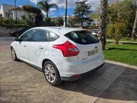 Usado Ford Focus 109 CV (80 kW) 2011 Blanco Berlina