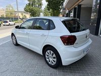 Usado VW Polo Advance 75 CV (55 kW) 2018 Blanco Utilitario