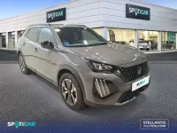 Usado Peugeot e-2008 Allure 100 kW (136 CV) 2024 Gris SUV