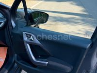 Usado Peugeot 2008 Active 82 CV (60 kW) 2013 Gris / plata SUV