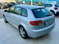 Usado Audi A3 Sportback Attraction 125 CV (91 kW) 2009 Gris / plata Utilitario