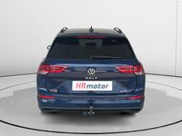 Usado VW Golf VIII Life 110 CV (80 kW) 2021 Azul Familiar