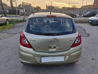 Usado Opel Corsa Cosmo 75 CV (55 kW) 2007 Beige Utilitario