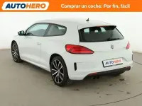 Begagnad VW Scirocco R-line BlueMotion 180 HK (132 kW) 2016 Vit Sportkupé