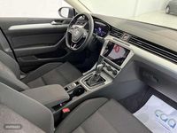 Usado VW Passat Advance 150 CV (110 kW) 2018 Gris Familiar