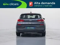 Usado Hyundai i30 140 CV (102 kW) 2018 Gris Utilitario