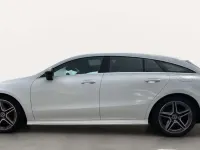 Usado Mercedes CLA200 Shooting Brake 150 CV (110 kW) 2020 Blanco Familiar