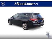 Usado Opel Astra Dynamic 126 CV (92 kW) 2019 Negro Familiar