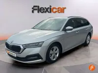 Usado Skoda Octavia Ambition 150 CV (110 kW) 2022 Gris Utilitario