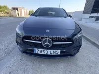 Usado Mercedes A180 116 CV (85 kW) 2021 Azul Berlina