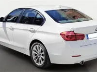 Usado BMW 318 150 CV (110 kW) 2019 Blanco Familiar