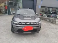 Usado Dacia Duster Expression 100 CV (73 kW) 2024 Gris / plata SUV