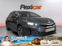 Usado Kia XCeed 100 CV (73 kW) 2024 Gris SUV