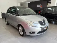 Usado Lancia Ypsilon 95 CV (69 kW) 2008 Gris / plata Utilitario