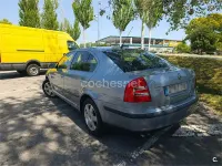 Usado Skoda Octavia 105 CV (77 kW) 2006 Azul Berlina