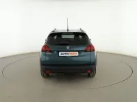 Usado Peugeot 2008 Signature Sky 82 CV (60 kW) 2019 Verde SUV