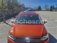 Usado VW Golf Sportsvan Advance 110 CV (80 kW) 2017 Naranja Monovolumen