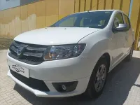Usado Dacia Sandero 90 CV (66 kW) 2015 Blanco Berlina