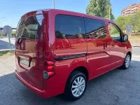 Usado Nissan Evalia Comfort 110 CV (80 kW) 2017 Rojo Monovolumen