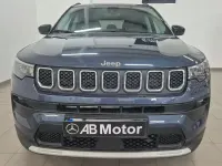 Usado Jeep Compass Limited 130 CV (95 kW) 2023 Gris / plata SUV