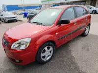 Usado Kia Rio EX 110 CV (80 kW) 2006 Rojo Berlina